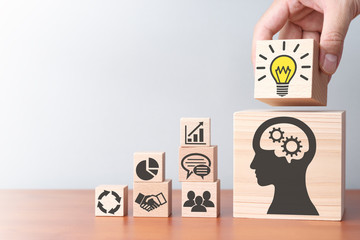 我的青春高八度吻戏在第几集